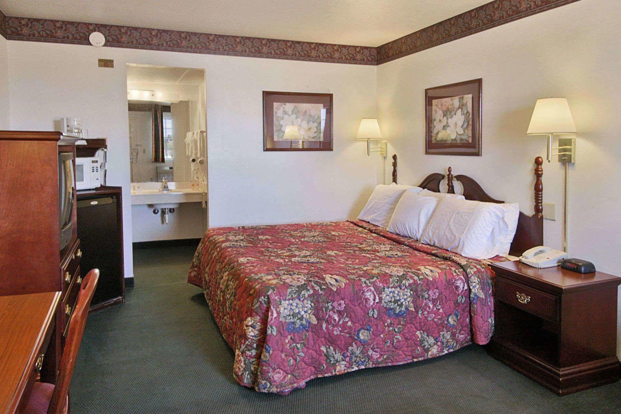 Days Inn Lubbock Texas Tech University Oda fotoğraf